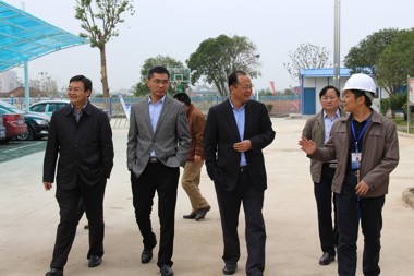 市委常委、副市長任晨蒞臨湘西北生物科技電商產業(yè)園考察調研