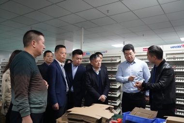 常德銀保監(jiān)分局當“紅娘”，金融超市開進石門，無縫對接解企業(yè)融資難題