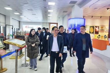 【金融?溫度】金融滋養(yǎng)“小微” 鞏固幫扶成效 財鑫集團金融服務(wù)進(jìn)園區(qū)第三站走進(jìn)桃源