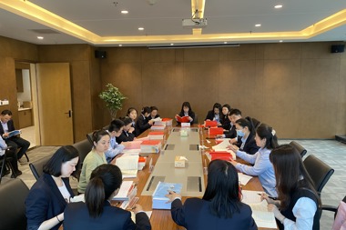 交叉檢查促黨建 相互學(xué)習(xí)助提升  財鑫集團黨工部開展支部黨建工作交叉檢查